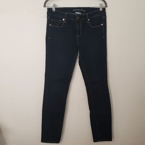 NWOT  American Eagle Super Stretch Skinny 0153